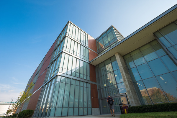 Exterior view of the CMU Biosciences Building during summer.